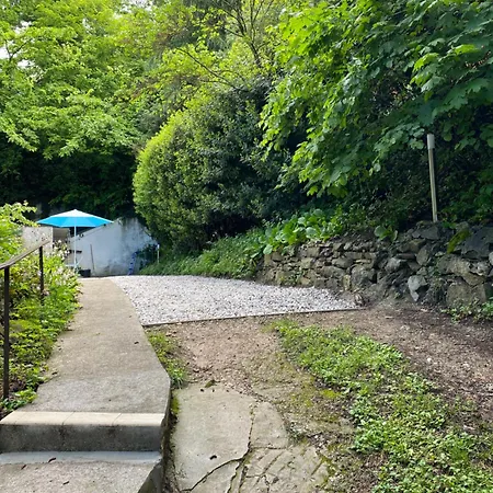 Casa In Con Piscina, Giardino E Posto Auto Lägenhet