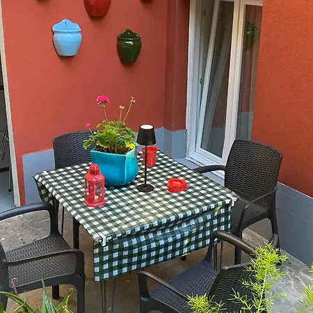 Casa In Con Piscina, Giardino E Posto Auto Lägenhet *