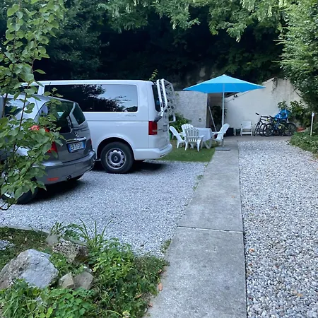 Casa In Con Piscina, Giardino E Posto Auto Lägenhet Trieste