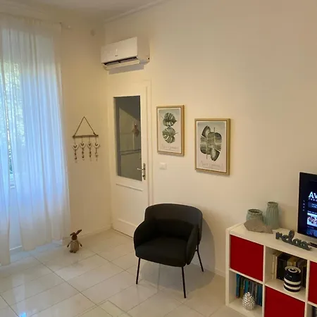 Casa In Con Piscina, Giardino E Posto Auto 公寓 *