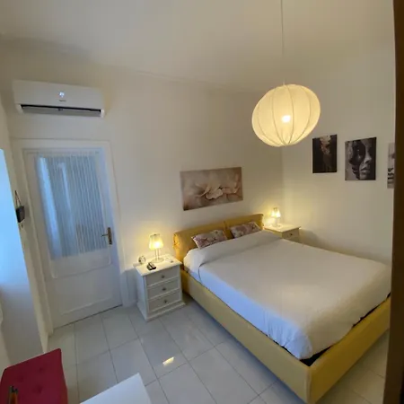 公寓 Casa In Con Piscina, Giardino E Posto Auto *